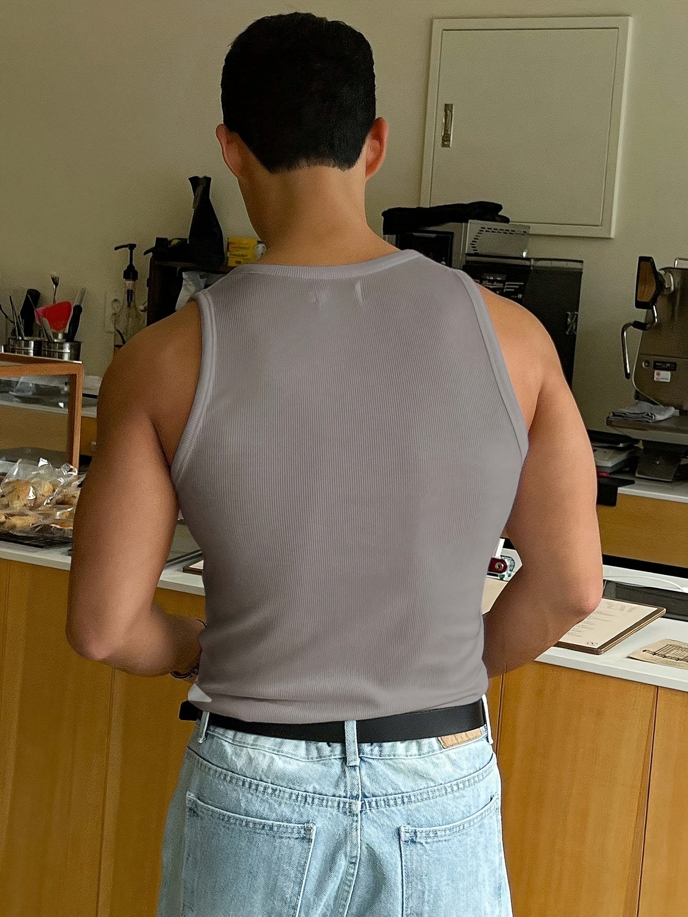 Basic Ribbed Tanktop – Licht & Comfortabel