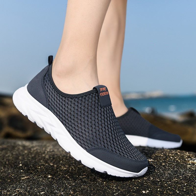 Ademend Slip-On Sneakers voor Heren – Lichtgewicht & Comfortabel