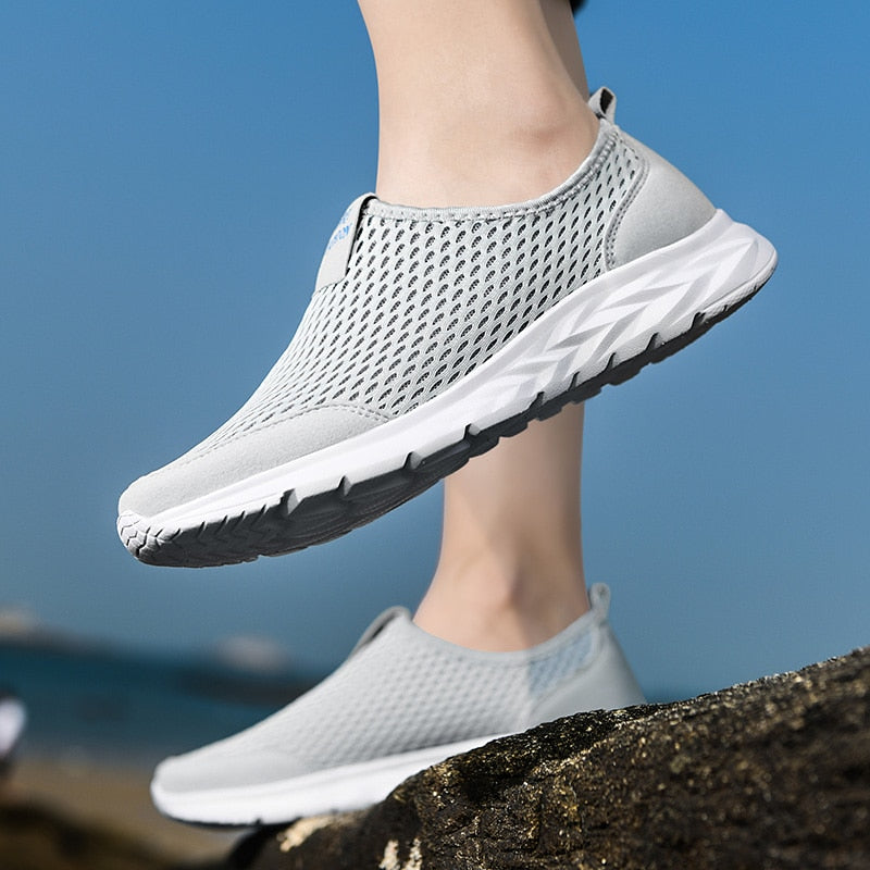 Ademend Slip-On Sneakers voor Heren – Lichtgewicht & Comfortabel