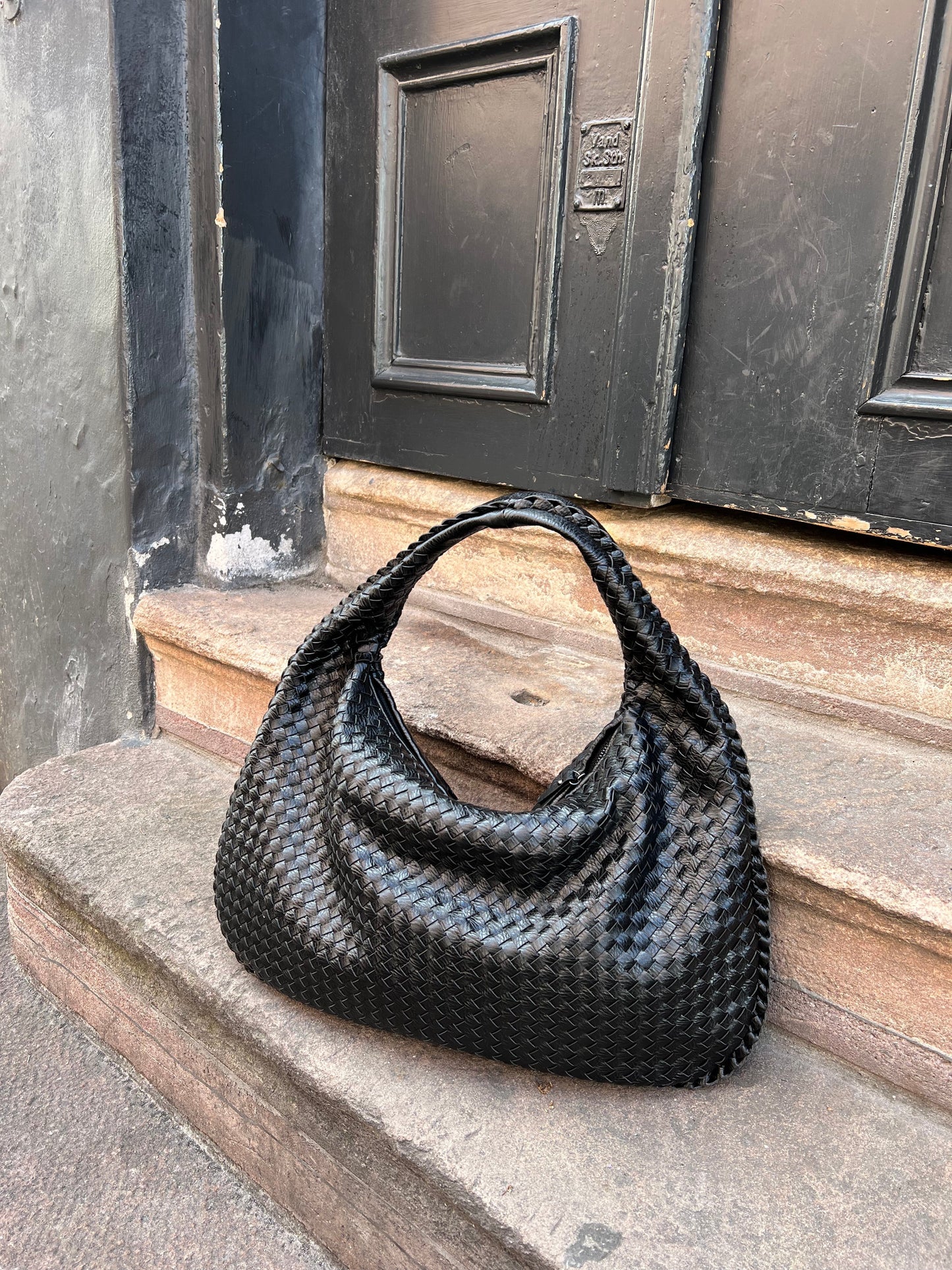 NOA | Trendy gevlochten handtas
