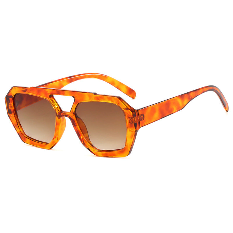 Statement Octagon Zonnebril – Fashion & Edge