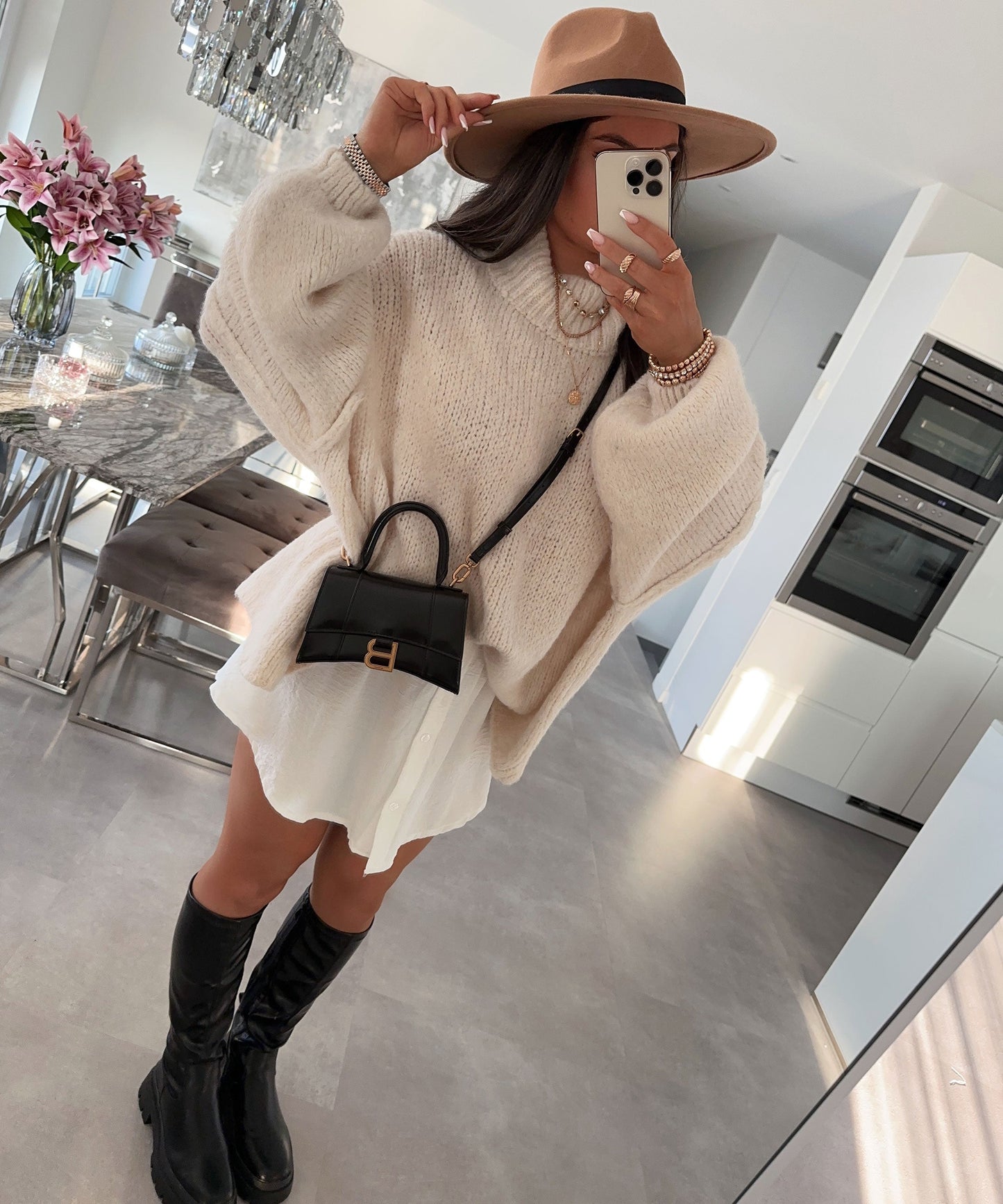 Nata – Oversized Trui Dames | Beige Pullover