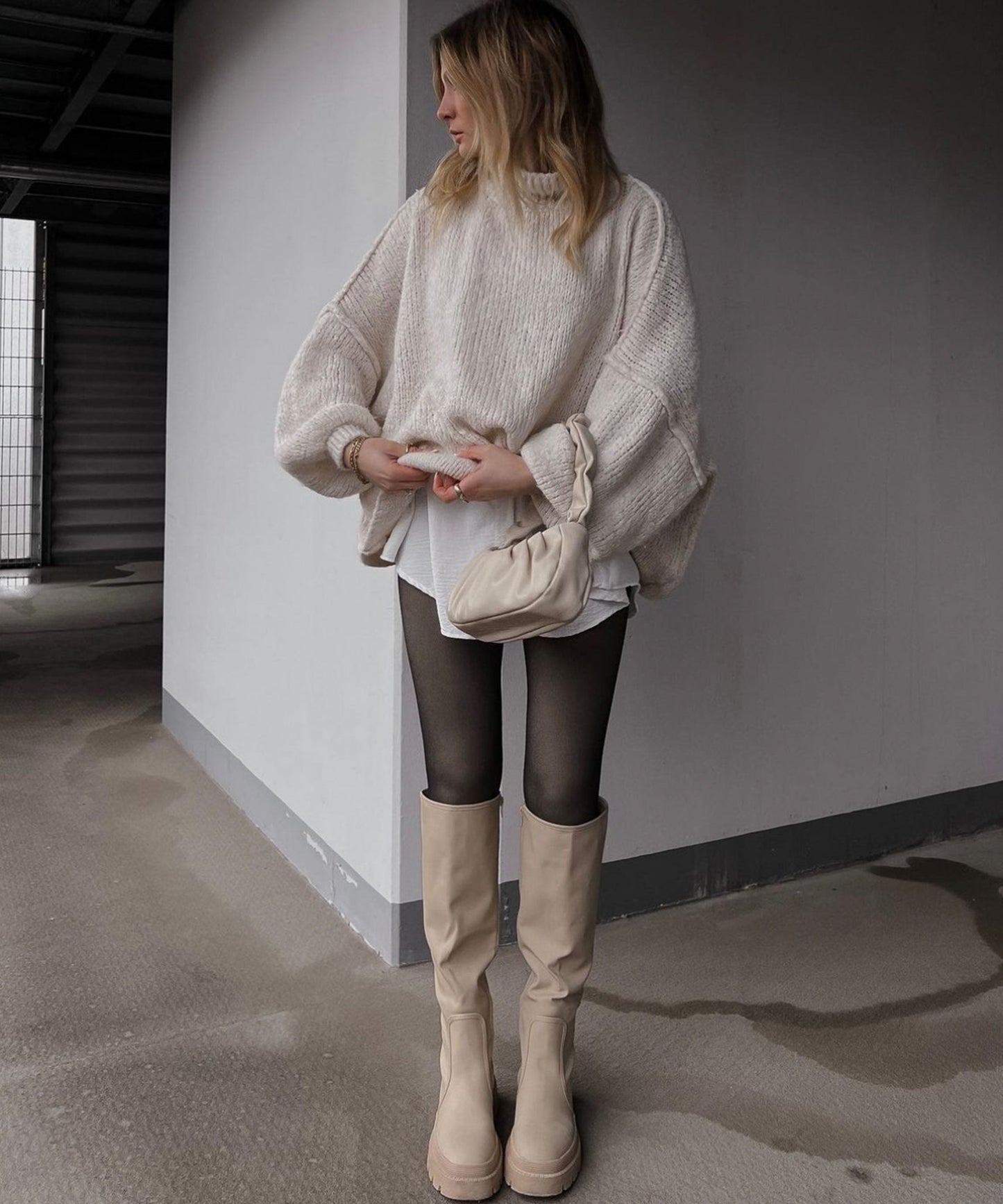 Nata – Oversized Trui Dames | Beige Pullover
