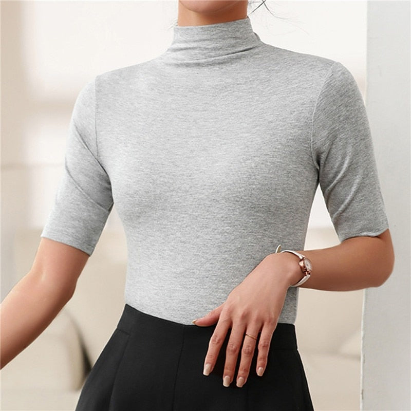 Celinne - Minimalistische Coltrui met Halve Mouw