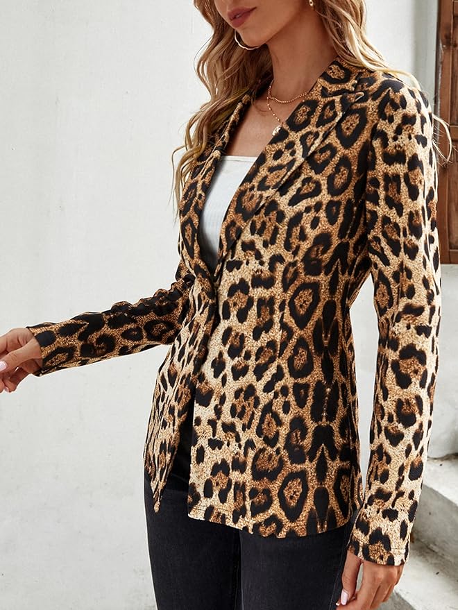 Savira - Statement blazer met luipaardprint