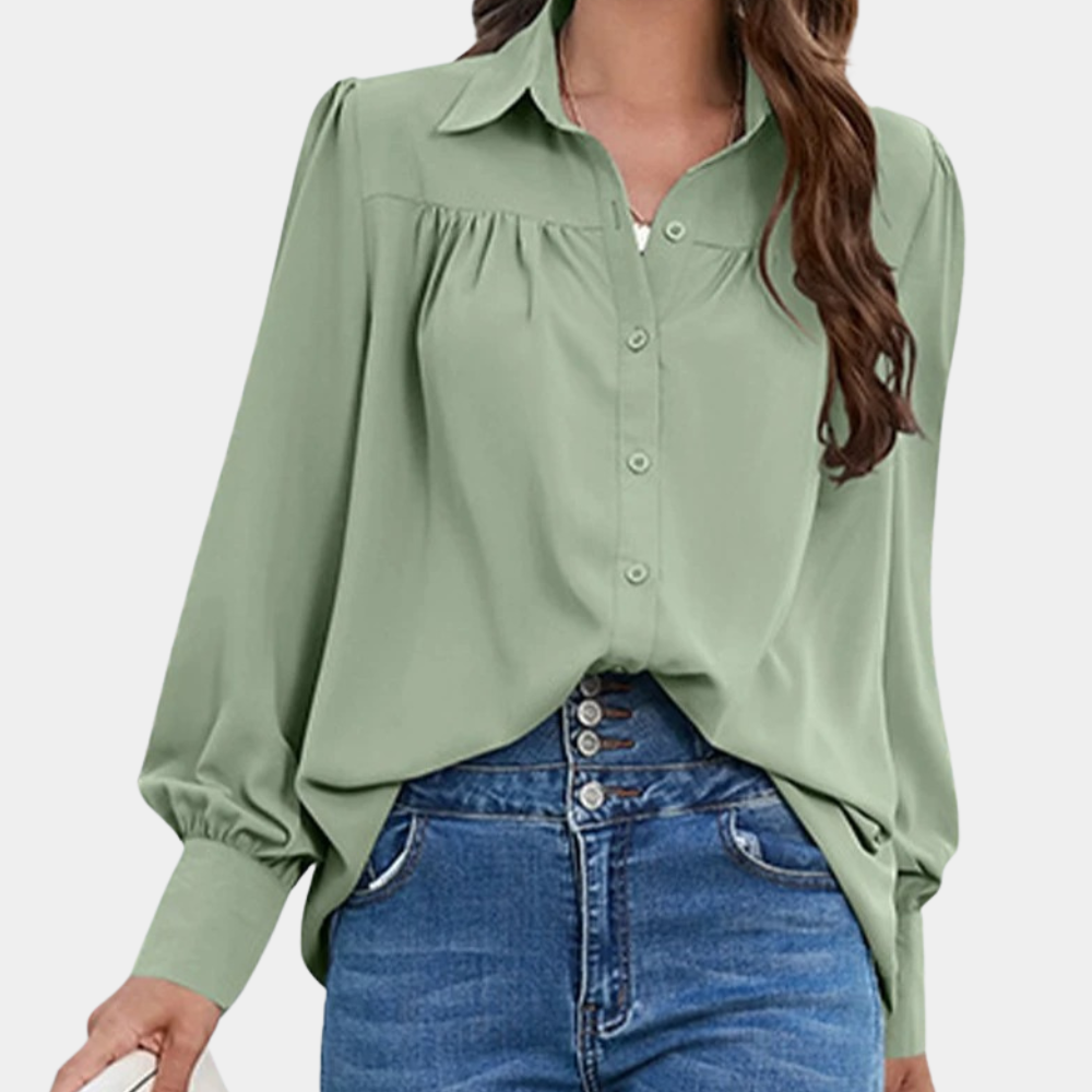 Linnea - Geplooide damesblouse met lange mouwen en een elegante uitstraling