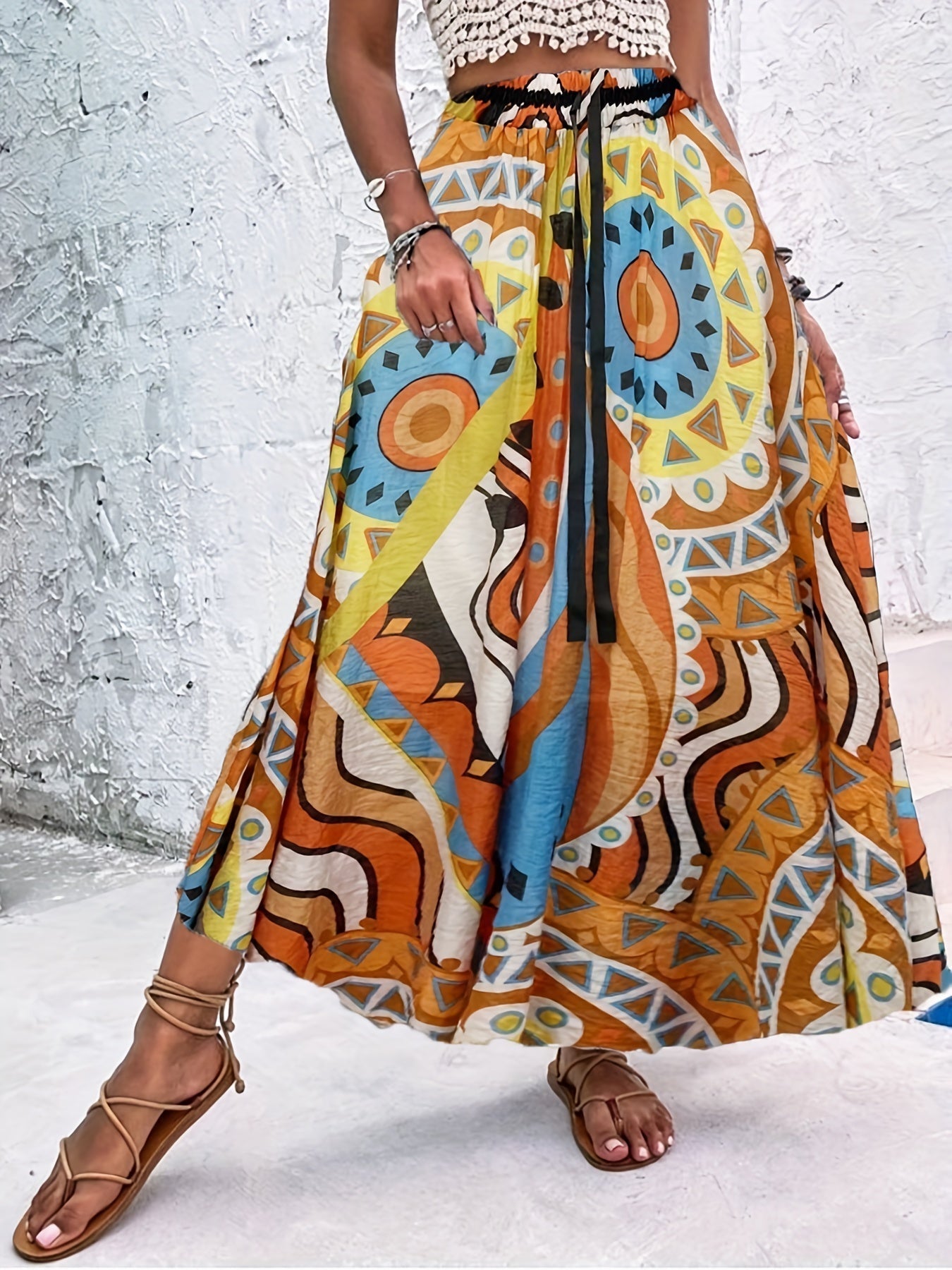 Zomerse maxi-rok met speelse stippen en strikdetail