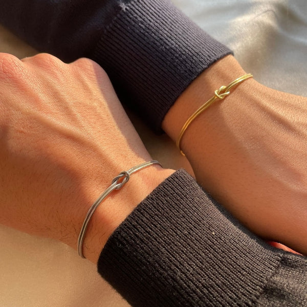 Minimalistische dames armband met knoop – elegant goudkleurig sieraad voor elke gelegenheid