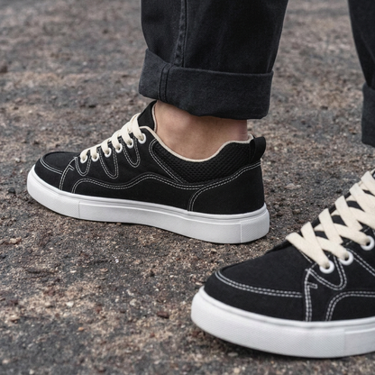 Canvas low-top sneakers winter | Contraststiksel