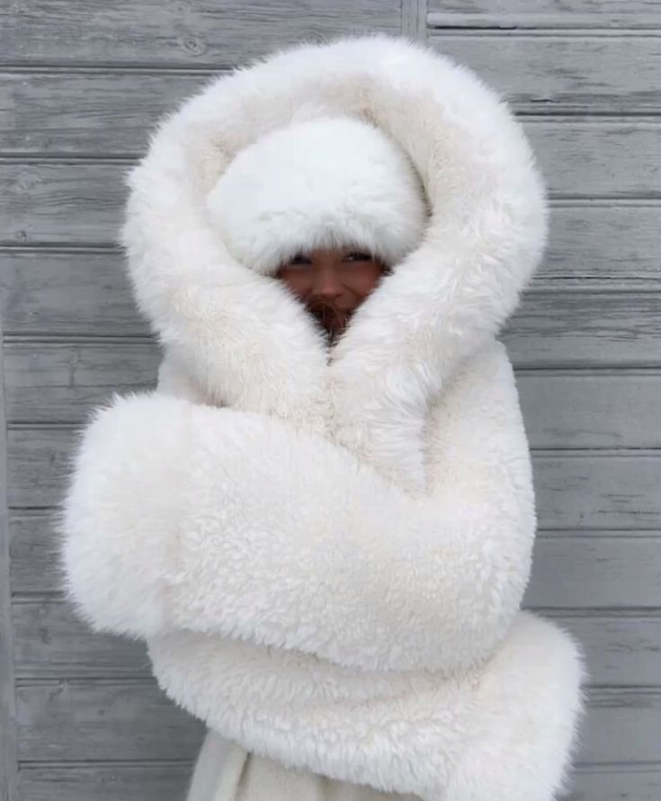 Dames Winterjas Wit | Kunstbont Jas met Capuchon