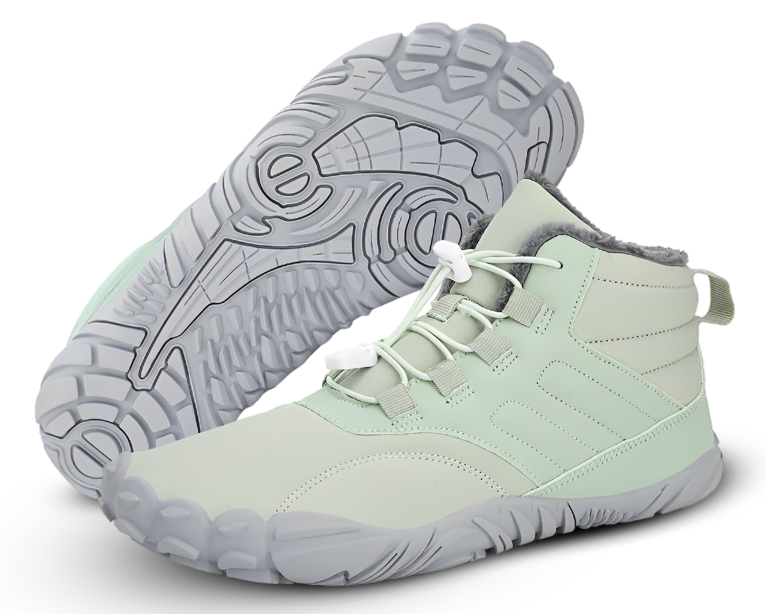 Waterdichte en antislip barefoot winter schoenen met warme voering, lichtgewicht ontwerp en flexibele zool voor outdoor activiteiten.