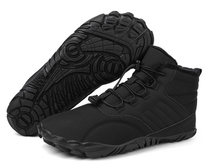 Waterdichte en antislip barefoot winter schoenen met warme voering, lichtgewicht ontwerp en flexibele zool voor outdoor activiteiten.