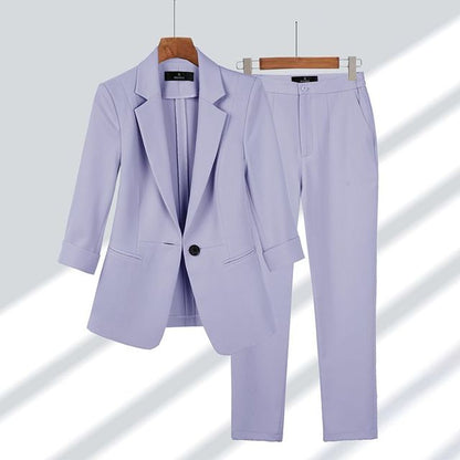 Elegant Tweedelig Damespak voor een Professionele Look