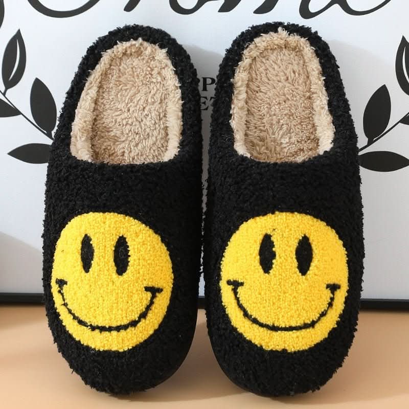 Slippers voor de winter | Geborduurde smiley