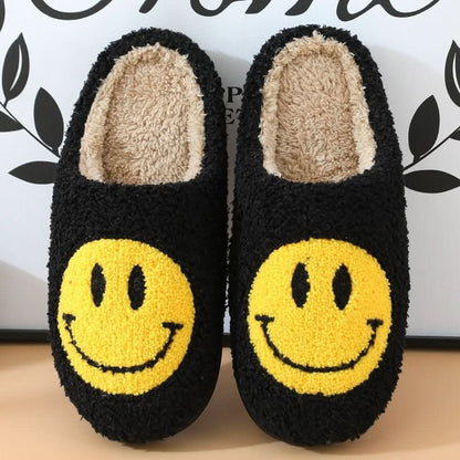 Slippers voor de winter | Geborduurde smiley