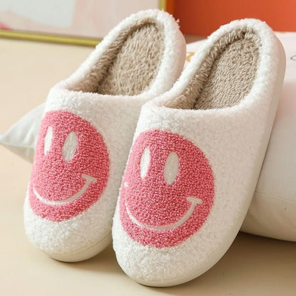 Slippers voor de winter | Geborduurde smiley