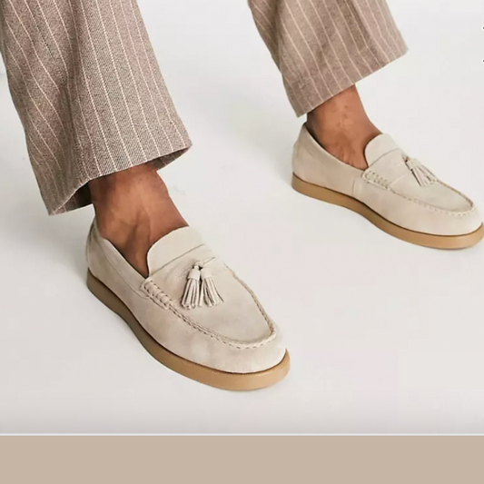 Felix – Klassieke Suède Loafers met Kwastjes