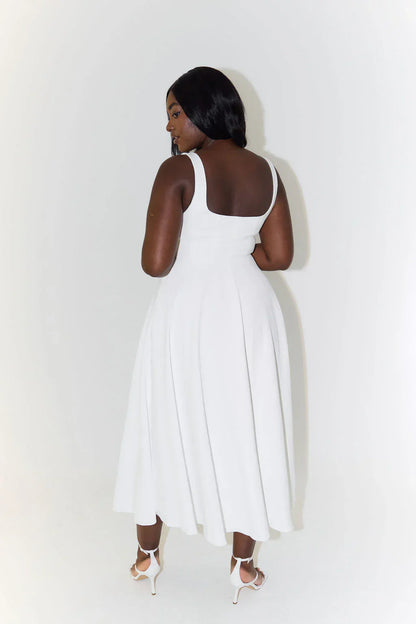 Loes | Midi jurk met hoge taille en vierkante hals