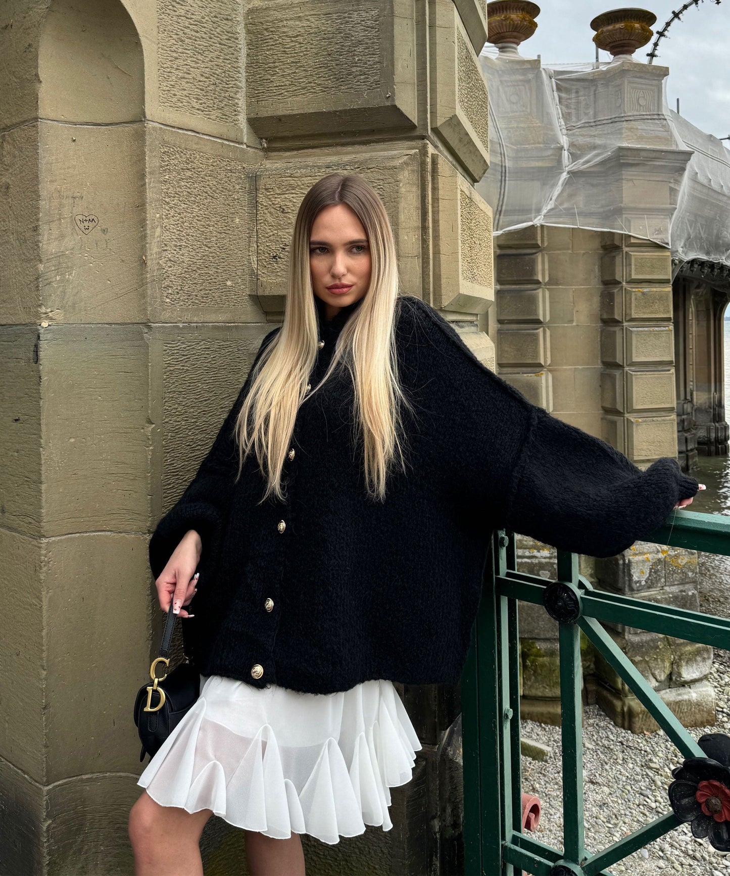 Nila - Zwart Oversized Dames Vest