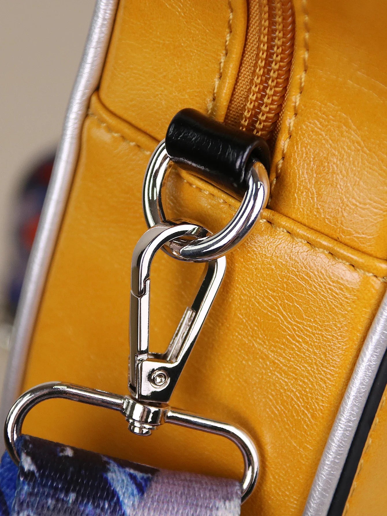 Gitaar crossbody tas dames – unieke rock-stijl handtas met verstelbare strap