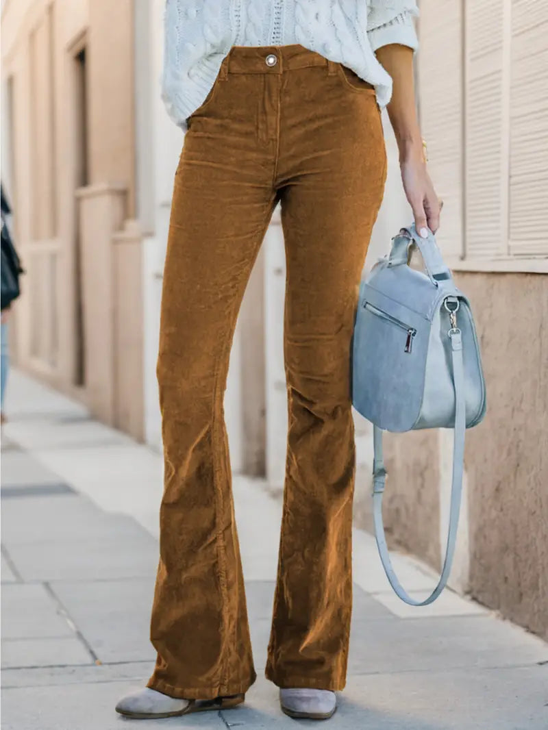 Sienna - Modieuze Ribfluwelen Flared Broek voor Dames