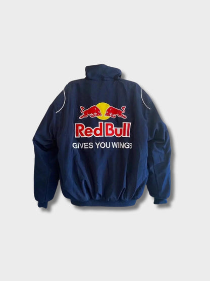 Retro F1 Racing Jacket met authentieke patches en sportieve uitstraling, perfect voor streetwear en casual looks