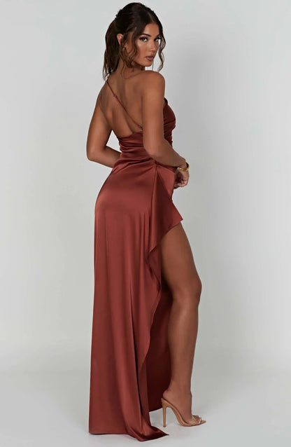 Luxe Satijnen One-Shoulder Splitjurk
