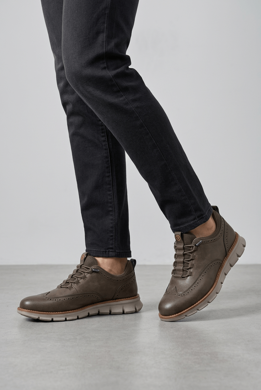 Heren Sneakers met Brogue Detail en Dikke Profielzool | Vetersluiting