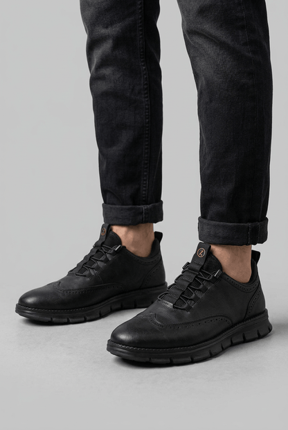 Heren Sneakers met Brogue Detail en Dikke Profielzool | Vetersluiting