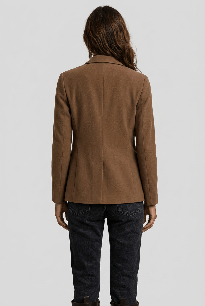 Dames Getailleerde Blazer | Puntkraag & Opgezette Zakken