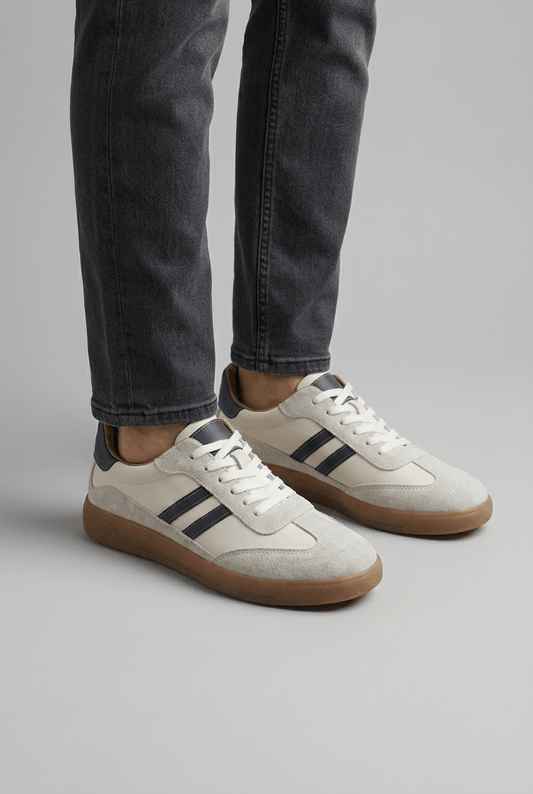 Heren Retro Sneakers | Zijstrepen & Vetersluiting