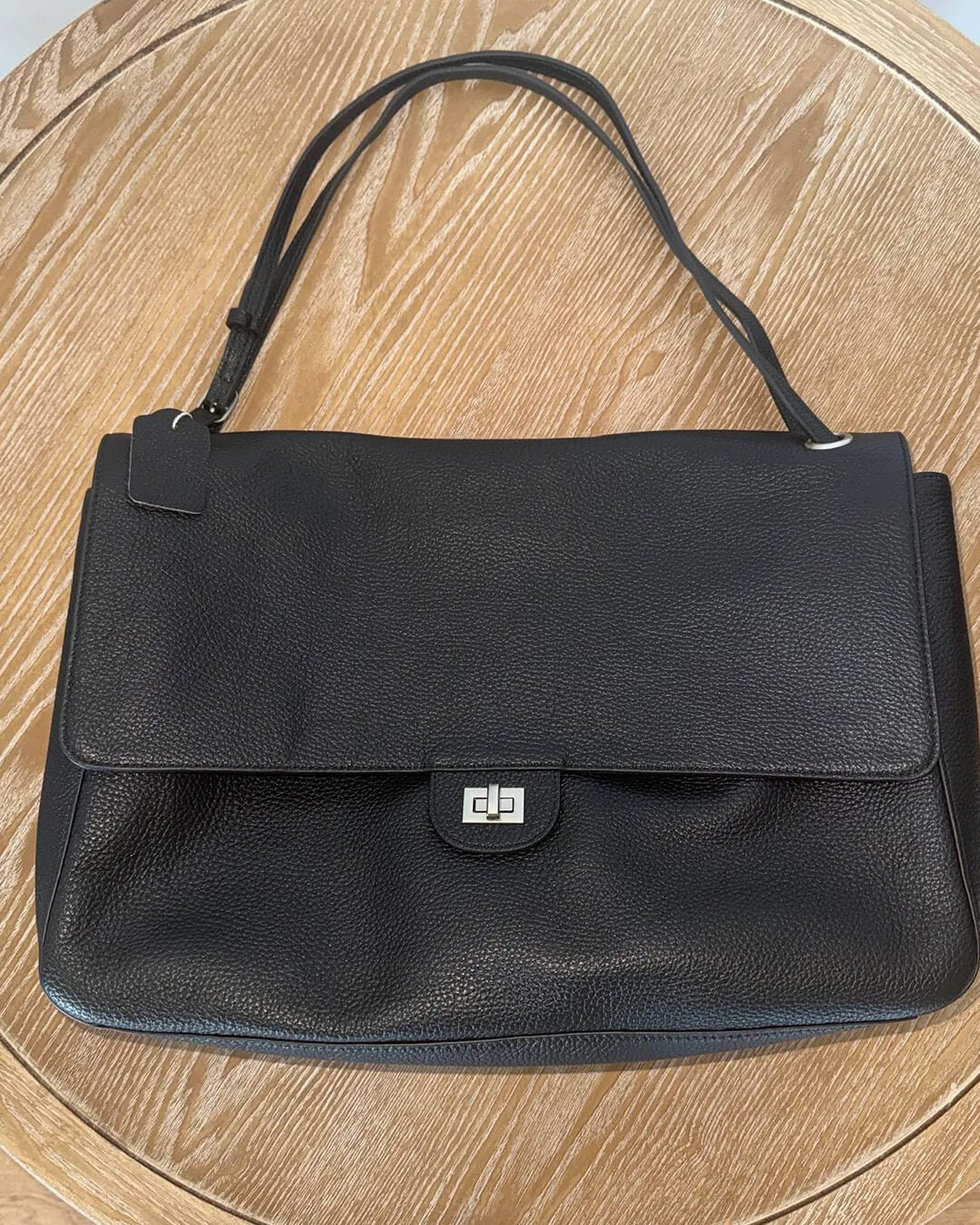 Dames Black Bag | Twist-Lock Flapsluiting